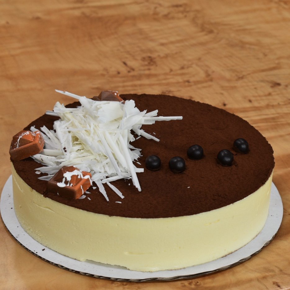 Tiramisu Cake